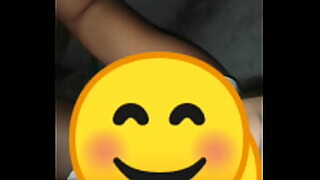 amigo dejo a su novia caliente y sola conmigo asi que nos pusimos a coger a sus espaldas siguenos en