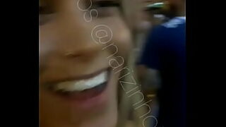comi ela dormindo prima