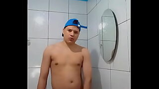 18 gril moti