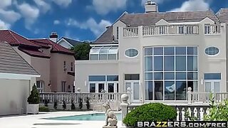 18 year old breaks the seal of the pussy with her step brothers big