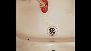 1 girl 4 boys at a time 1 in moutn 2 in vagina 1 in 2 hole