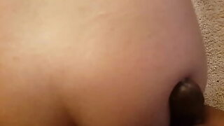 14 inch dick makes girl squirt