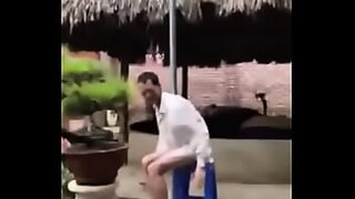 18 year old na lalaki hinalikan at titirahin ang maputing tiyahin