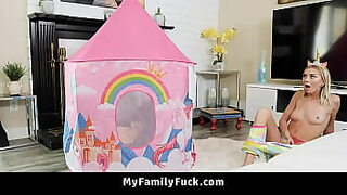 18 year old breaks the seal of the pussy with her step brothers big