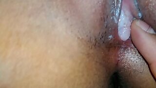 1 girl 4 boys at a time 1 in moutn 2 in vagina 1 in 2 hole