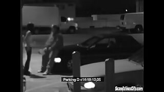 1080p un ouvrier costaud sest fait prendre en train de se branler dans un escalier