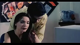 18 sal ka ladka aur 25 saal ki ladki ki sexy video