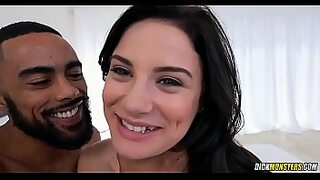 1 girl 4 boys at a time 1 in moutn 2 in vagina 1 in 2 hole