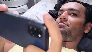 agacharse para cojer el jabon