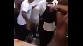 15 y