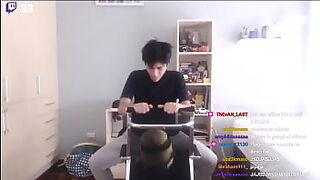 10 sec20 sec little virgin spreads the labia and shows her hymen the guy licks her hymen and then fucks her hard