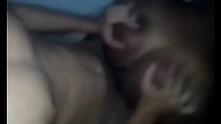 comendo a prima