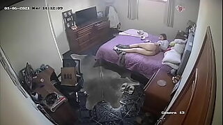 1 girl 4 boys at a time 1 in moutn 2 in vagina 1 in 2 hole