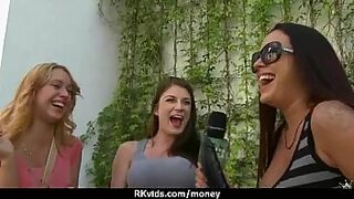 1 girl 4 boys at a time 1 in moutn 2 in vagina 1 in 2 hole