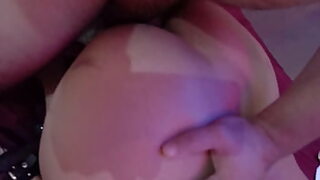 2hombres y 1 mujer
