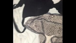aunty changing hidden cam