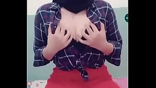 aliyah tkw singapura di wc