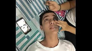 novinha dando_o cuzinho gemendo alto e pedindo pronamorado_foder com mais forsa ele ainda meteu na bucetinha menstruada dela so pra gozar dentro_rennan