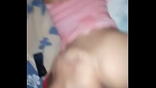adolecescente masturbando