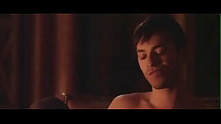 1 girl 4 boys at a time 1 in moutn 2 in vagina 1 in 2 hole