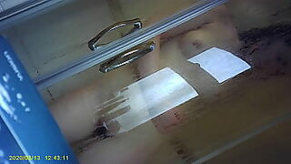 amanda hidden cam