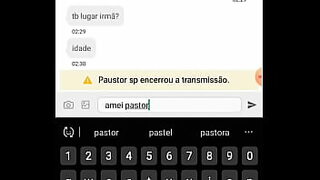 mulher trai o marido ainda tirando