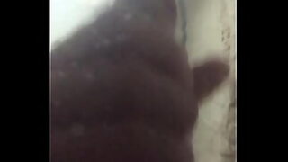 1 bath for 2 furrys