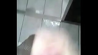 10 men