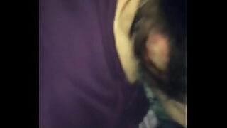 18 yrs girl show off her pussy