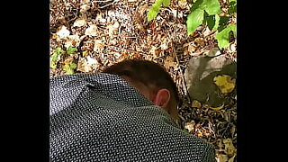 1080p un ouvrier costaud sest fait prendre en train de se branler dans un escalier