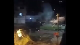 1080p un ouvrier costaud sest fait prendre en train de se branler dans un escalier