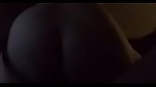 1 girl 4 boys at a time 1 in moutn 2 in vagina 1 in 2 hole