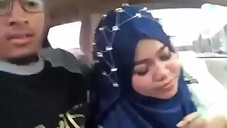 2 laki laki dan 1 perempuan