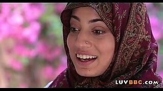 10 yeg girl muslim