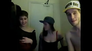 18 year old showing you how to cum just by using your hands
