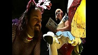 alice in