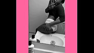 ballbusting castration