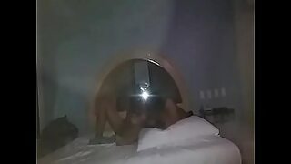 1080p un ouvrier costaud sest fait prendre en train de se branler dans un escalier