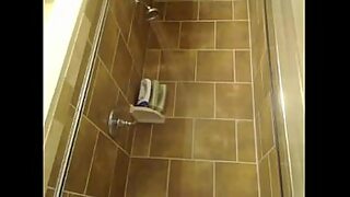 amautor brunette deepthrous a schlong and enjoys