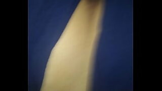 a su hermana dormida y se la folla
