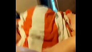 18 year old showing you how to cum just by using your hands