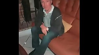 by inserting the little step brothers virgin dick raw it becomes a sensitive older sisters pussy that cums it was unresponsive when inserted cock which covered with a condom but it was