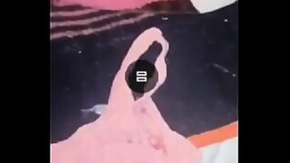 1080p un ouvrier costaud sest fait prendre en train de se branler dans un escalier