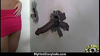 2 girls gloryhole