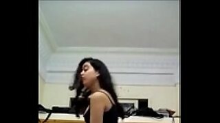 1031 mia khalifa muslim babe jerks off bbc for sciene on loop xnxx com 17 may 2020