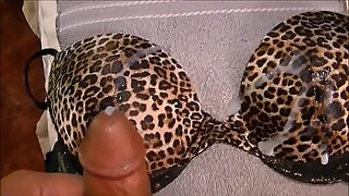 18 year old boy fucking a 20 year old girl