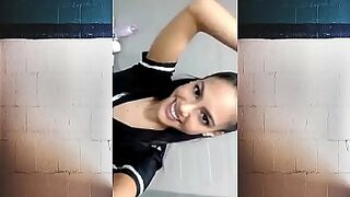 18 sal ki ldki ke sharee me xxx video