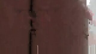 aunty pee spy