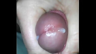 1 girl 4 boys at a time 1 in moutn 2 in vagina 1 in 2 hole