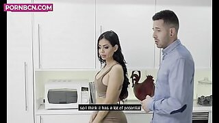 18 shemale funking a girl